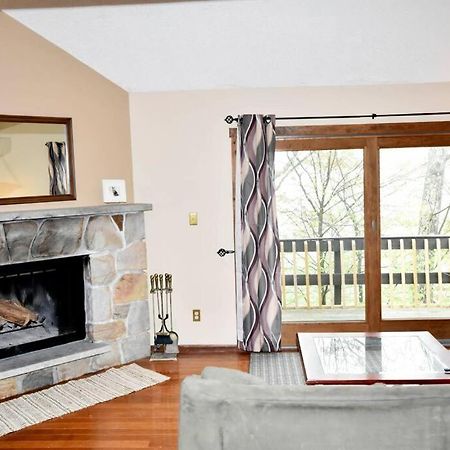 Crescent Lake 3-Bedroom Vacation Home Steps To Camelback Ski Area Ski-In Ski-Out מראה חיצוני תמונה