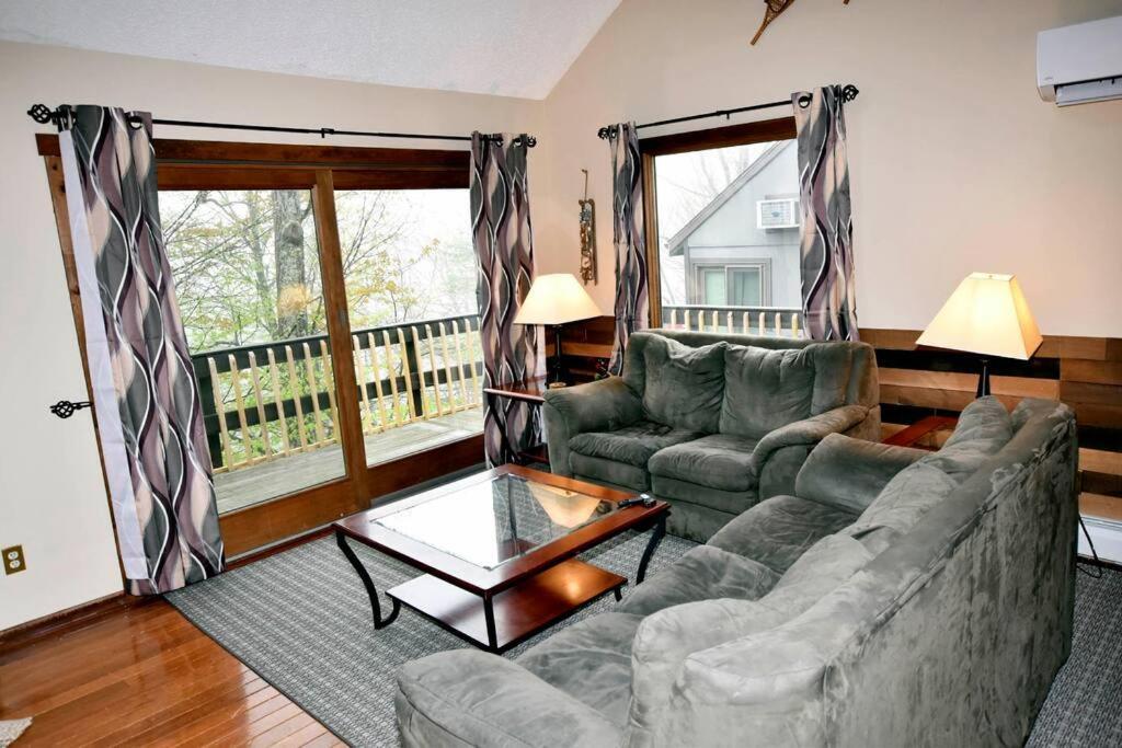 Crescent Lake 3-Bedroom Vacation Home Steps To Camelback Ski Area Ski-In Ski-Out מראה חיצוני תמונה