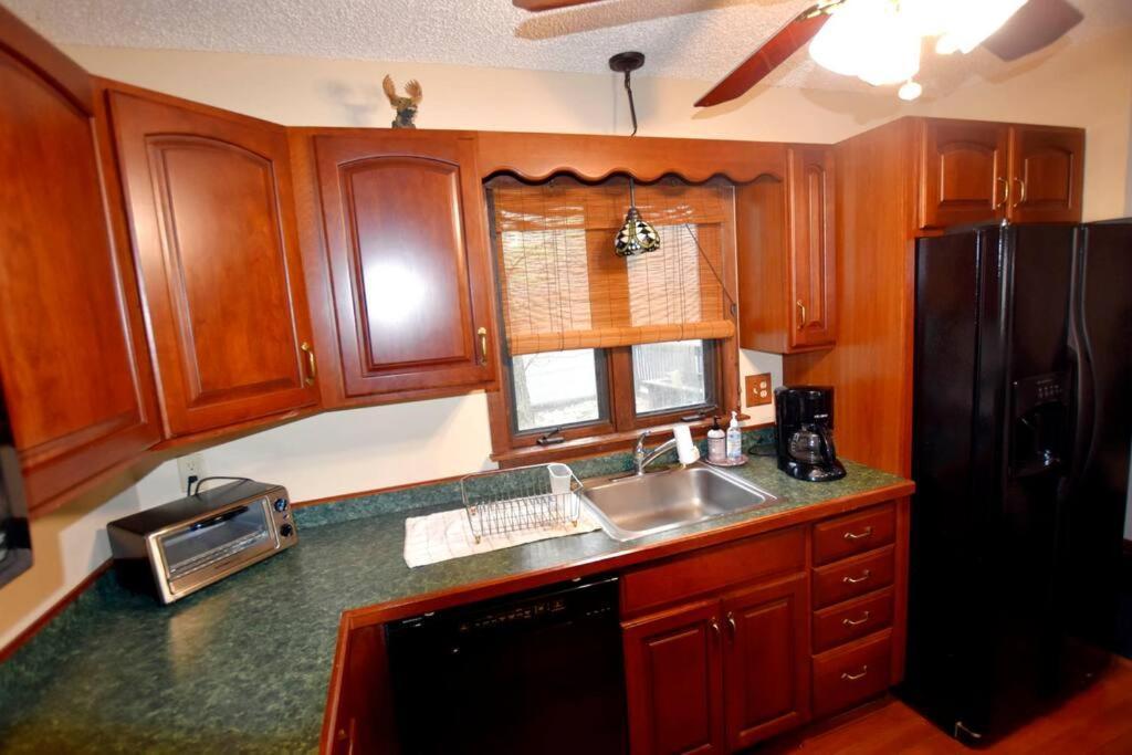Crescent Lake 3-Bedroom Vacation Home Steps To Camelback Ski Area Ski-In Ski-Out מראה חיצוני תמונה